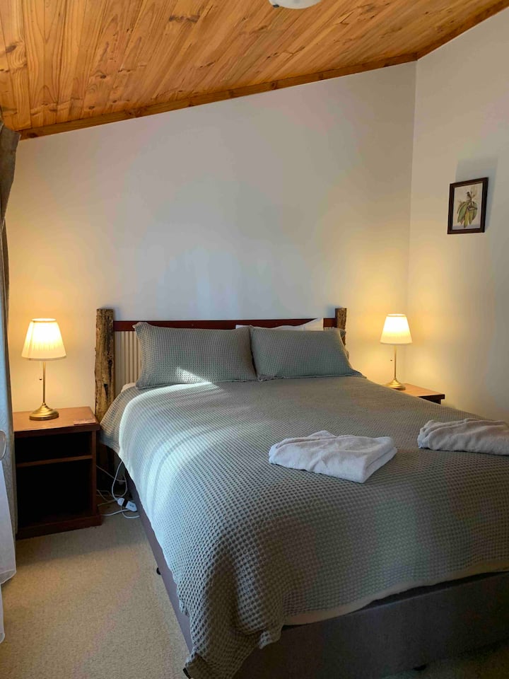 Soveværelse 1 (queensize-dobbeltseng)