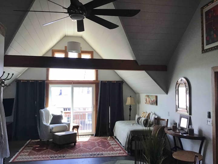 Chq Loft  Retreat - Chautauqua, NY