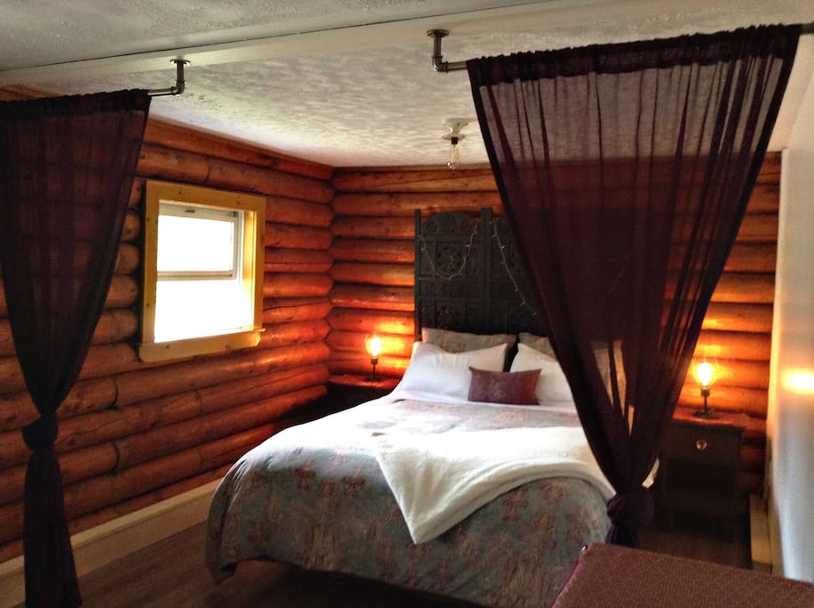 Beautiful Log Bedroom