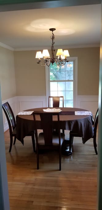 Dining Room Seats 6