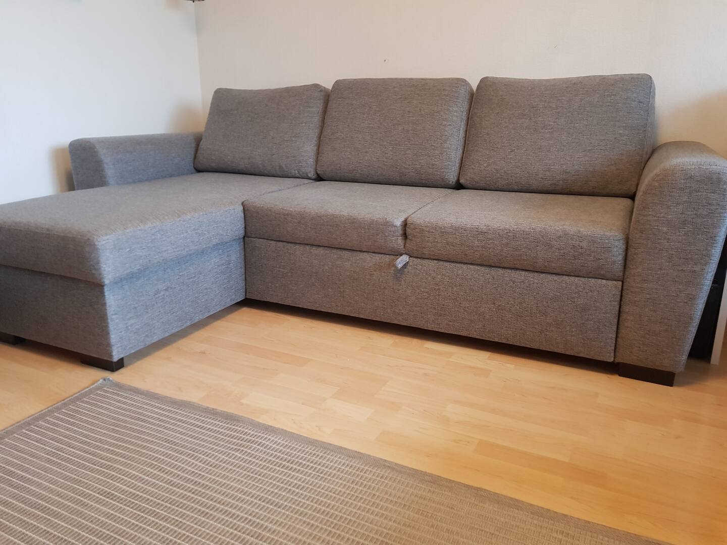 Quiet And Safe Location Near City Center 4