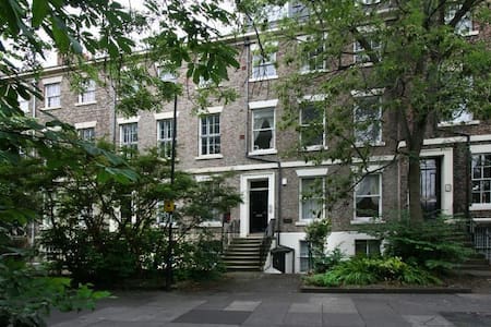 Renovated Apartment-Listed Building-Central&CLEAN