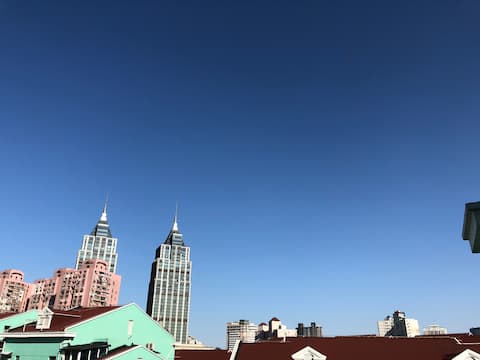 【可长租】四条地铁 环球港 华东师大 位置好 交通方便 周边配套全 房源带露台 居住舒适度高 有猫狗