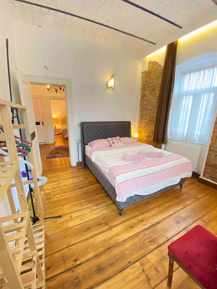 غرفة النوم 2