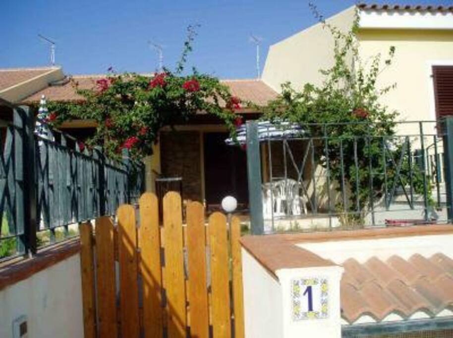 Ingresso giardino frontale
