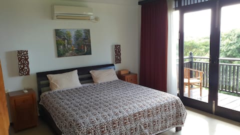 Guest House with Amazing Views close to Bunaken
