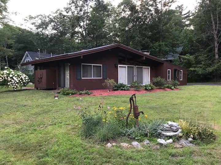 Governors Island Ferienwohnungen & Unterkünfte Gilford, New Hampshire