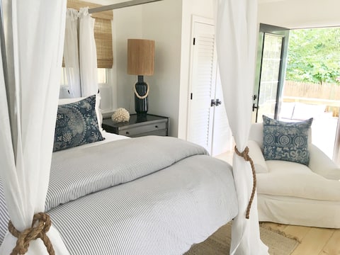 Peaceful Bungalow in heart of Osterville Village!
