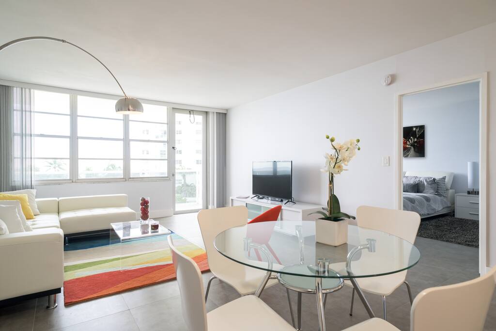 Living/dining room