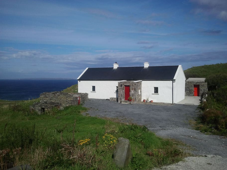 The Russell Cottage, Doolin, Co. Clare