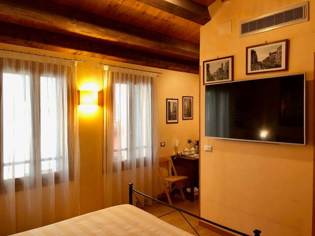 Ca ‘Barba FLAT – Rialto gallery image 2