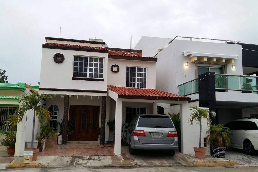 fachada de la casa