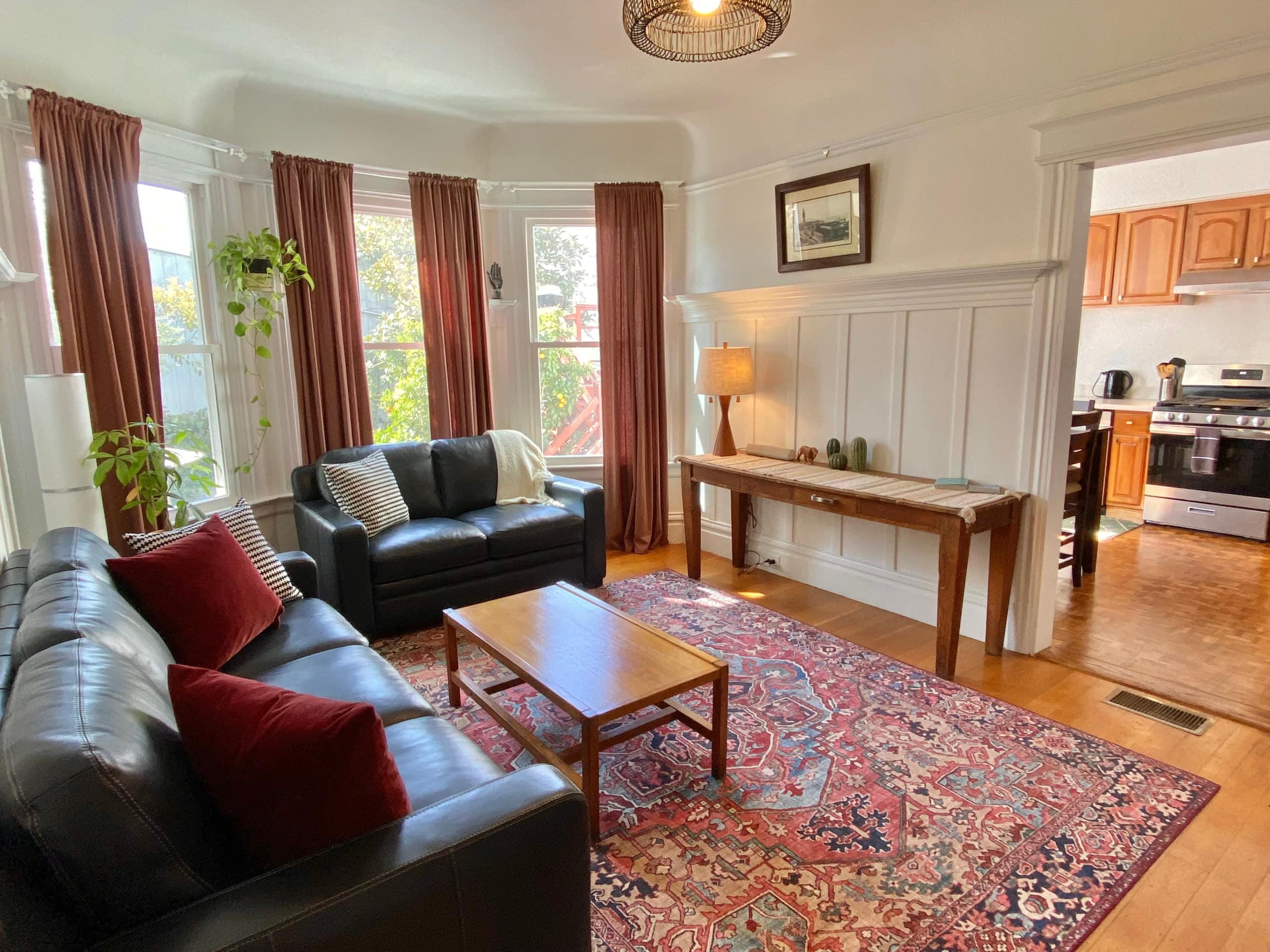 Sunny, Spacious 3 Bedroom Edwardian in the Mission - Image 1