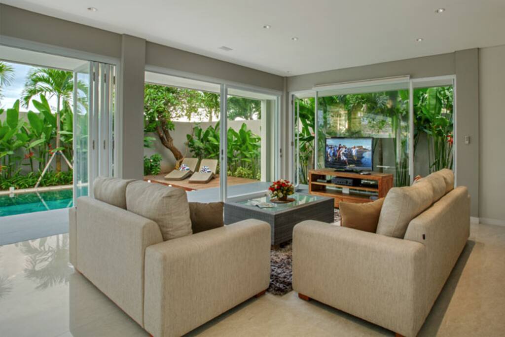 Book 2 BR at 4 BR Private Pool Villa DelMar