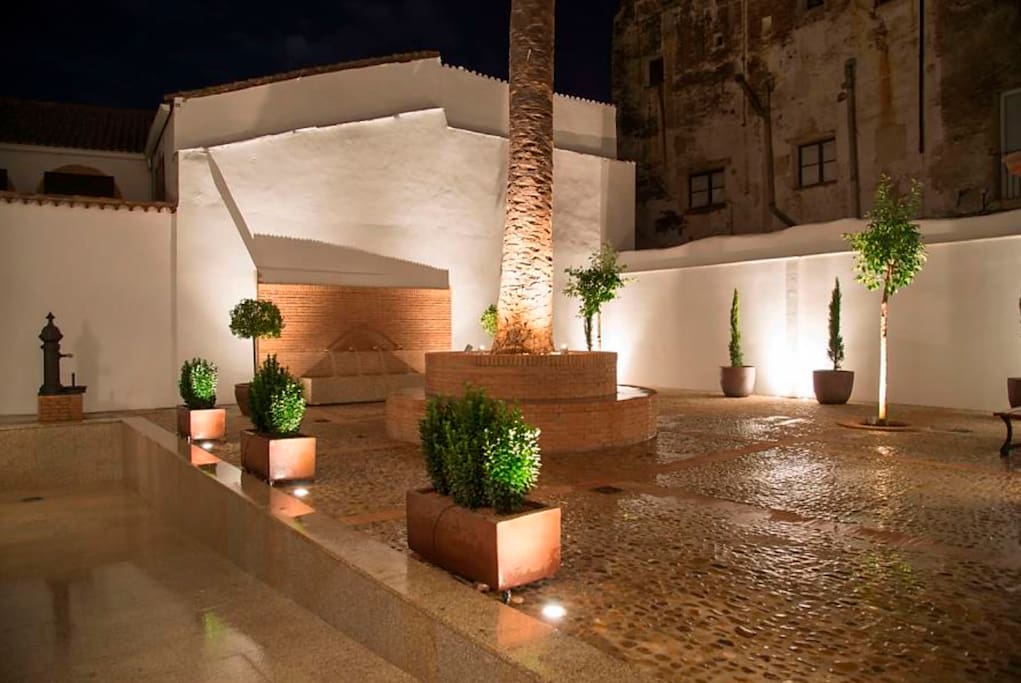 fuente y patio