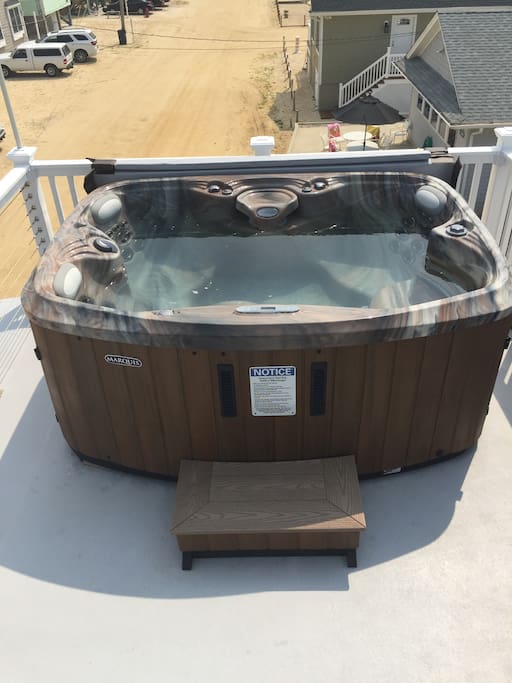 Hot Tub on the balcony