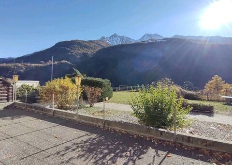 Spacious, charming apartment in the mountains