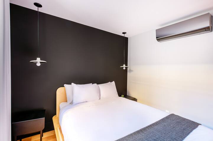 SP105 – Lofts St-Pierre – Par Les Lofts Vieux-QC gallery image 5