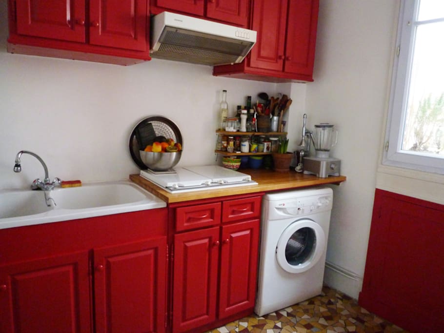 Cuisine sur cour où manger à deux