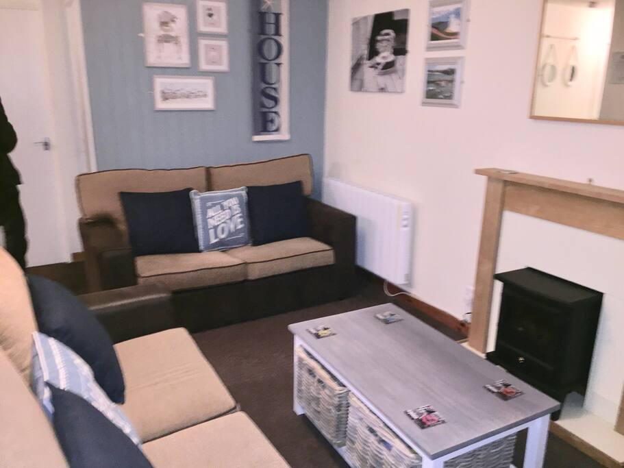 Lounge area with 2 comfortable sofas