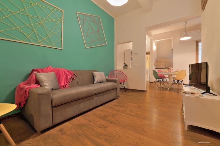 Borgo in Color – Sweet Dreams in Florence