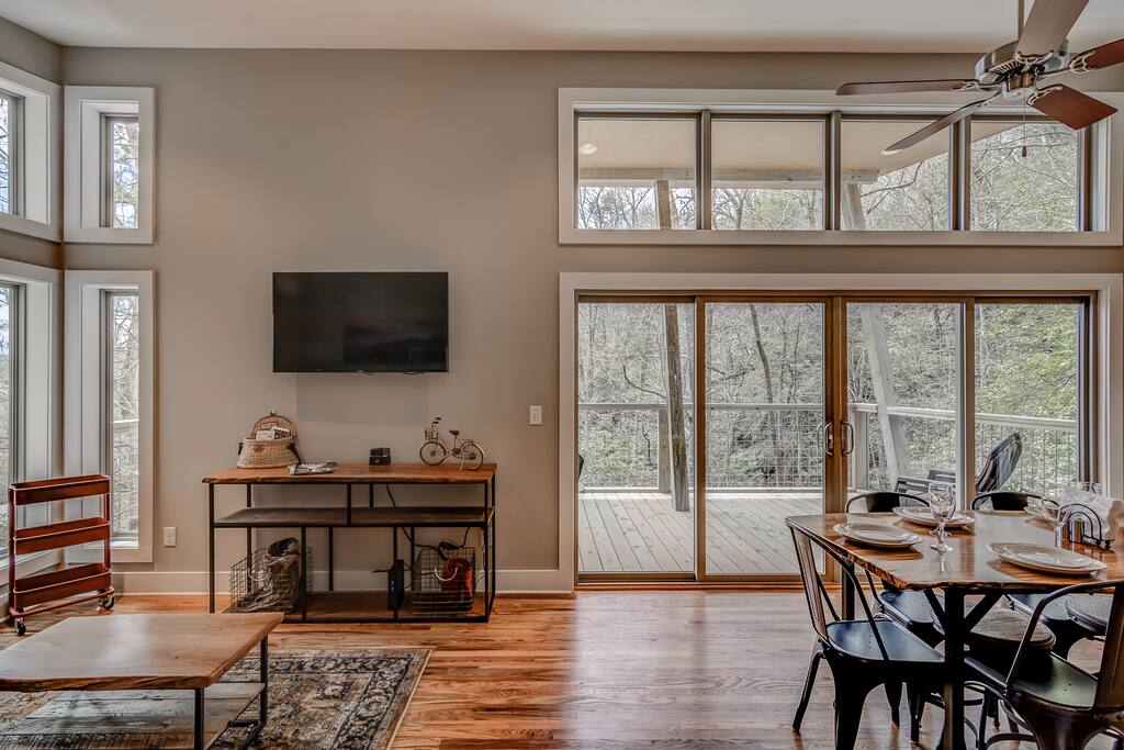 PILOT COVE 1 BR Cabin - Modern Luxury w/ Nature! - Cabins ...