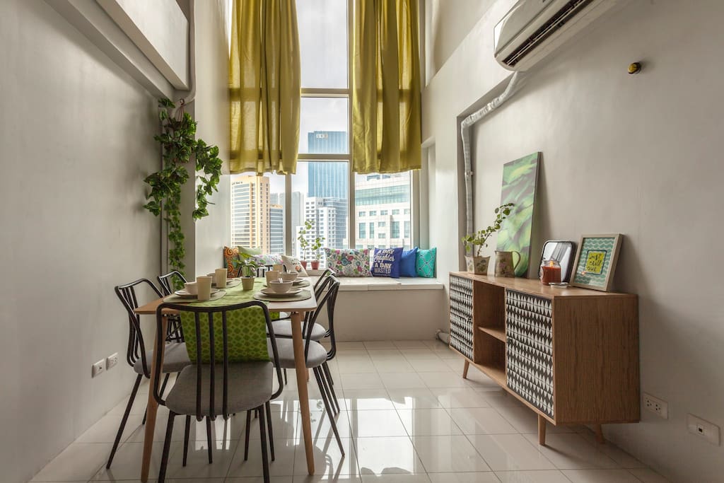 Celebrate natural light through the ample sunlight or night city lights coming from the 2-floor high window.