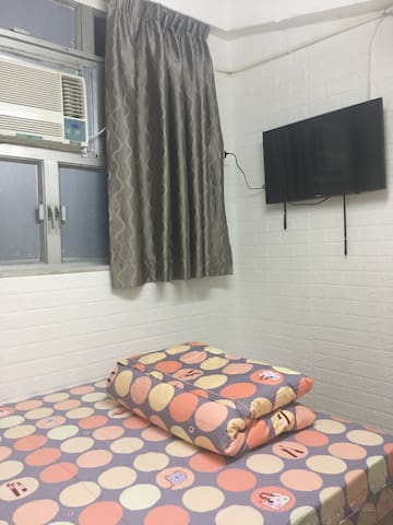 Mong Kok MTR Station Exit B2B (2-3 minutes walk)