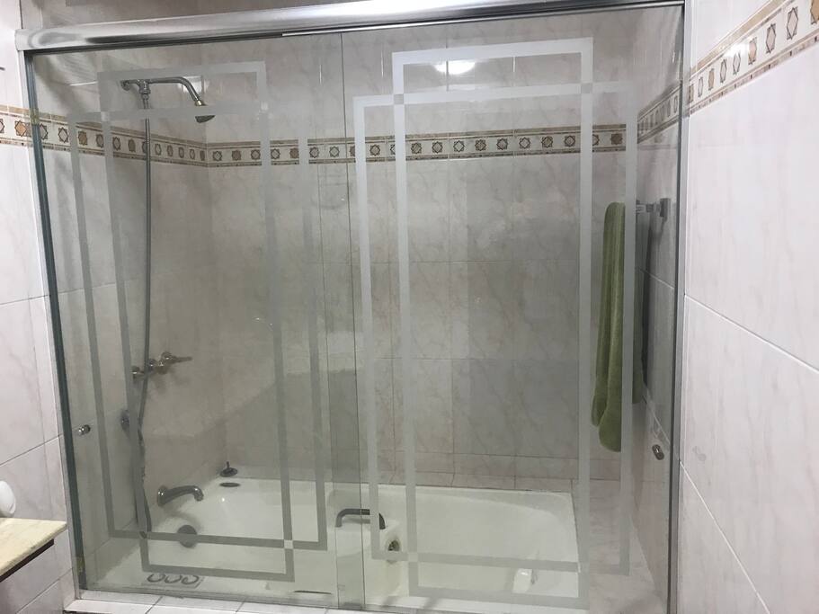 Baño , Dormitorio Master con Yakuzzi