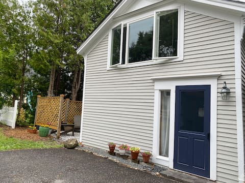 Popular Airbnb listing: Camden Guest House in Camden