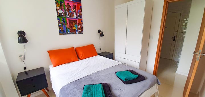 Საძინებელი 2 ორადგილიანი საწოლით