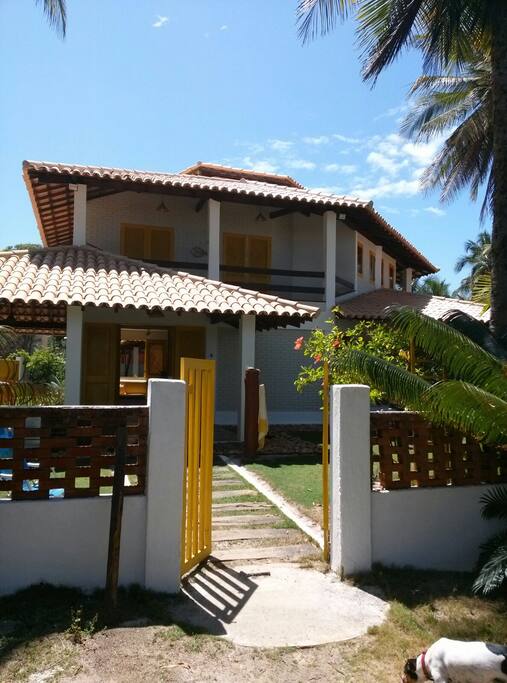 ENTRADA PRINCIPAL