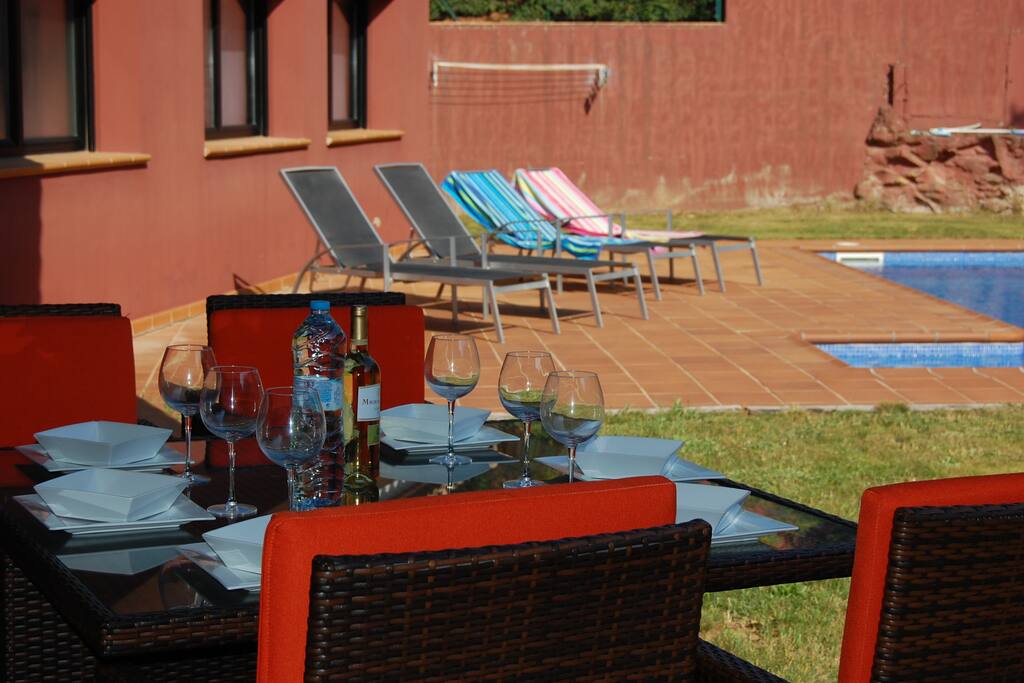 Outside furniture and longchairs