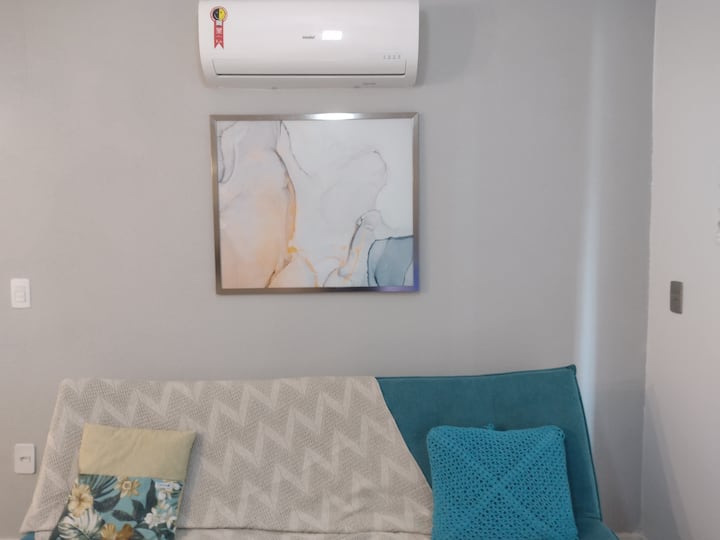 Apartamento C/ Um Dormitório á 300 Metros Do Mar. - Navegantes