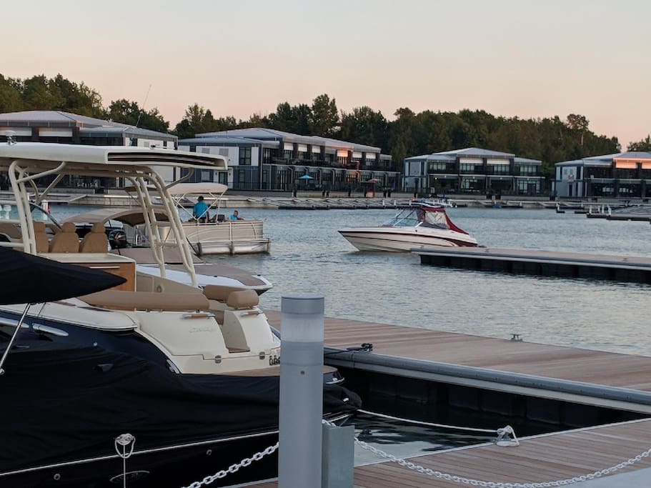 Friday Harbour. All Season Luxury Ontario Resort Condominiums for