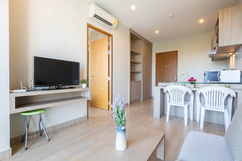Nice & Modern room in Phuket town room # 1
