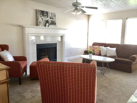 Beautiful Executive Home Perfect location #1 Rated