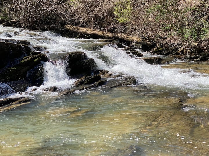 Cabin With Stocked Trout River 8 Min To Parkway - Pigeon Forge, TN
