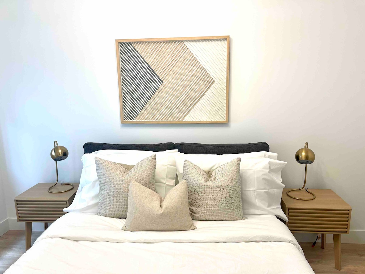 เตียงควีนไซส์ - เครื่องนอนสุดหรู 