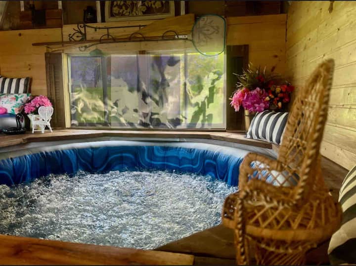 Country Style House, Hot Tub Relax, up to 6 person Houses for Rent in Dieppe, New Brunswick