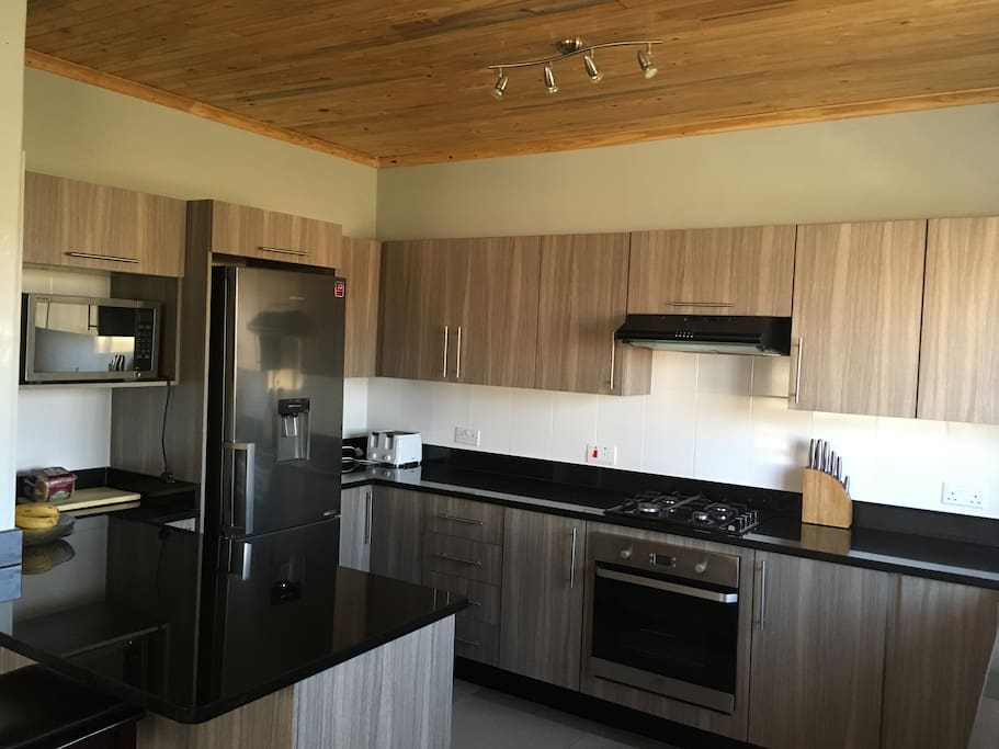 Fully equipped modern kitchen