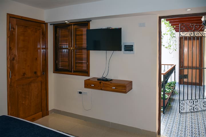 Hostal Del Buen Viaje managed Airbnb listing 3