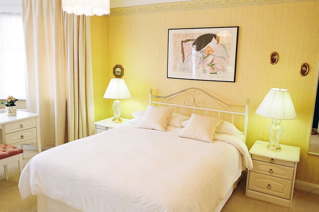 Double bedroom (picture 2)