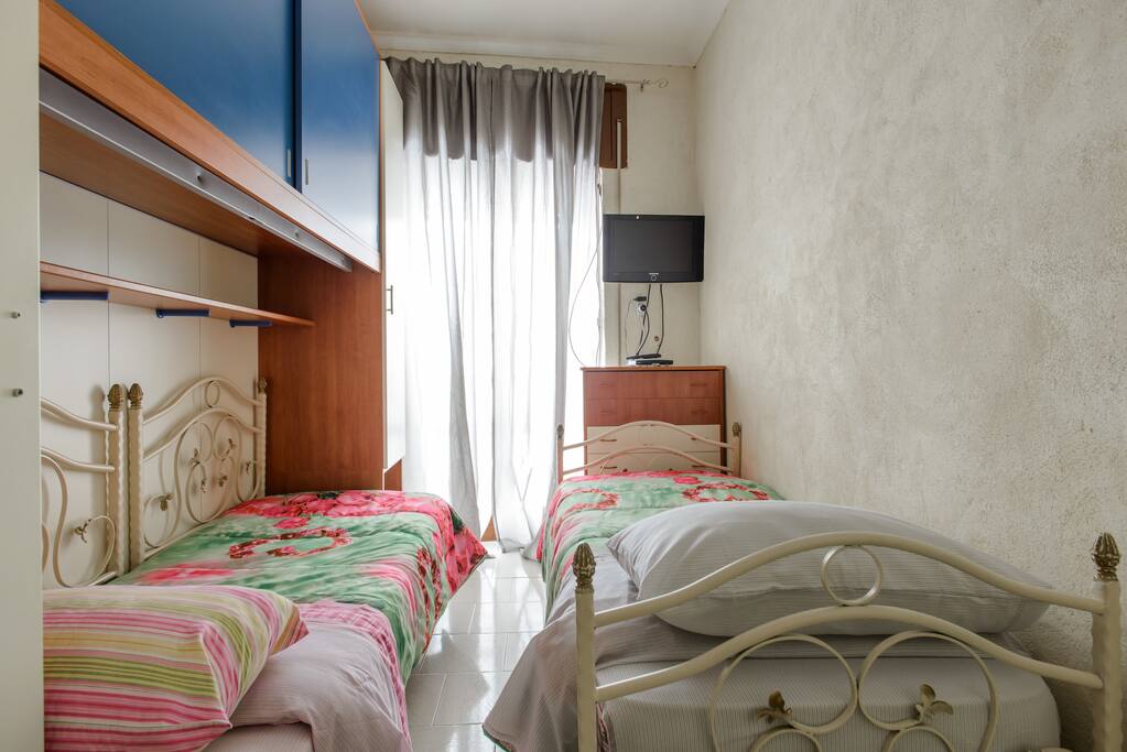 Camera da letto 2 singoli letti