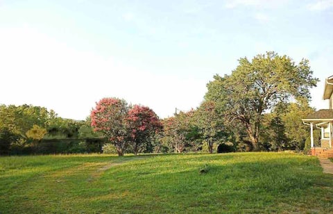 Country Home, 15 Mins to Downtown Mall + UVA