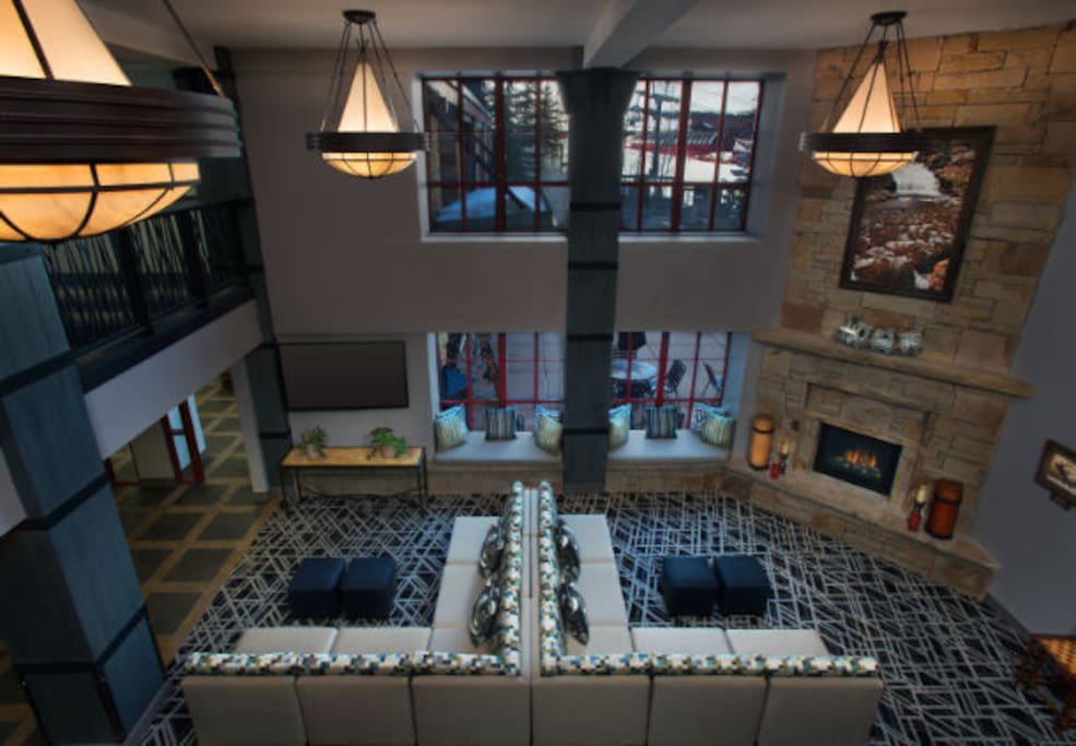 Marriott Mountainside Lobby