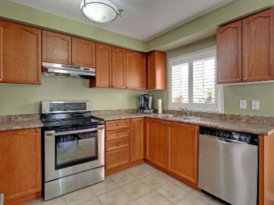 Full Kitchen
