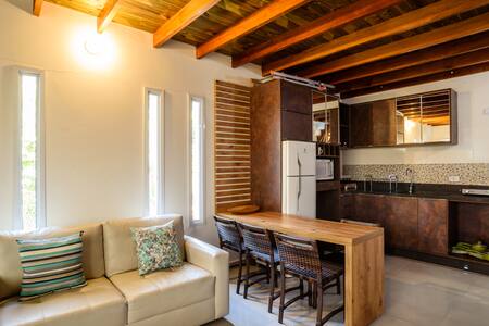 PÉROLA:VISTA VERDE 2 SUÍTES-PERTO MAR E CENTRINHO