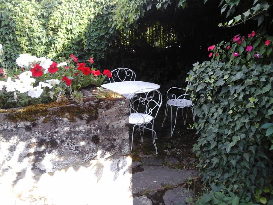 Picnic corner
