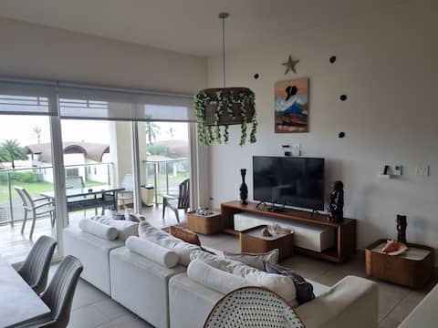 Playa Escondida apt 200 mt2, 4r 4b waterfront
